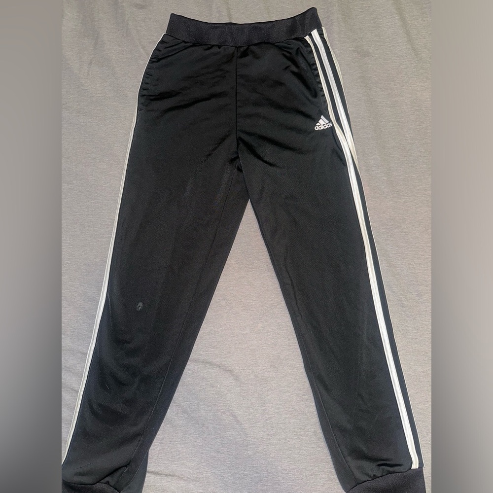 Adidas track pants (10/12)